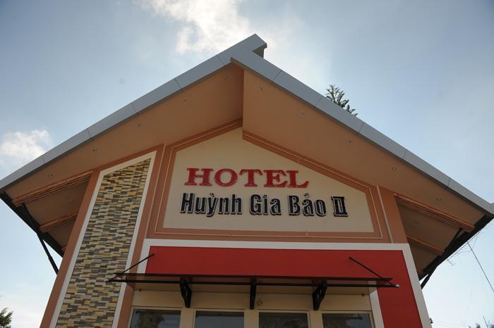 Huynh Gia Bao Hotel Bao Loc Exteriör bild